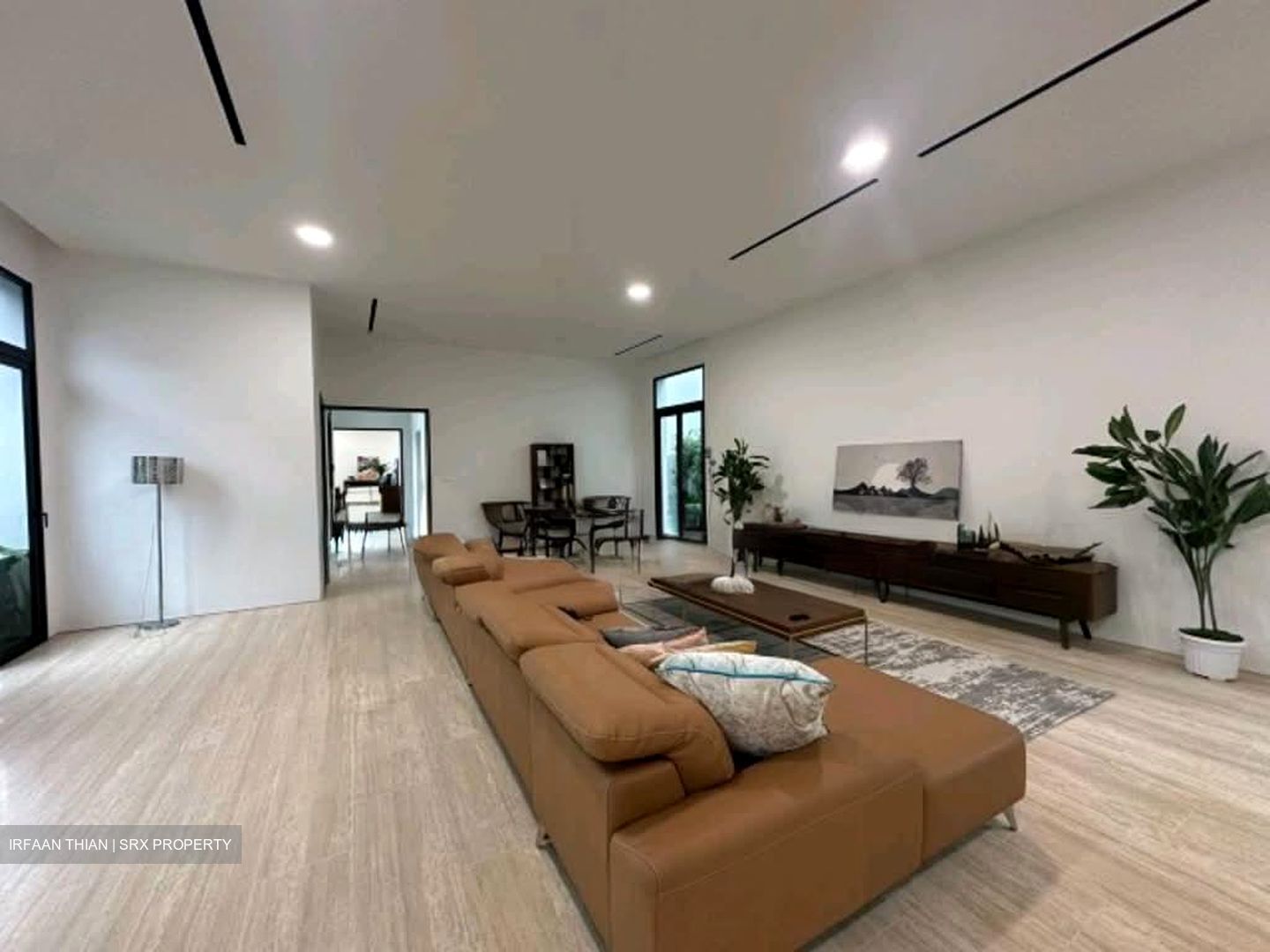 Grove Avenue (D10), Semi-Detached #539658121